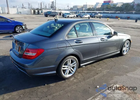 2014 Mercedes-Benz C 250 Sport from USA, damaged, VIN WDDGF4HB0EA961151